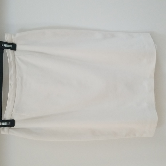 Burberry White Lined Pencil Skirt - Picture 4 of 11